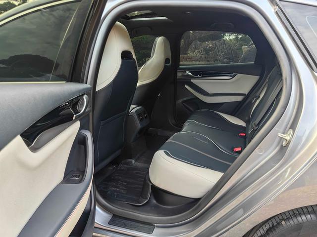 Buy High Performance Cars BYD Qin Plus Ev 4-Door 5-Seater Sedan 420KM Long Range Electrical Vehicles for Sale