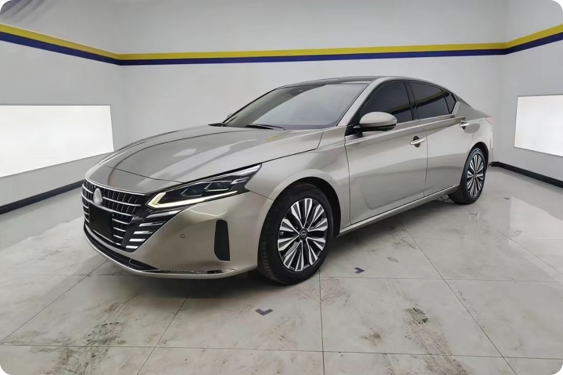 Dongfeng 2022 Nissan Altima 2.0L XL-TLS Enjoyment Vehicle 4-Door 5-Seat Sedan 197km/h High Speed Used Car Panoramic Sunroof Auto