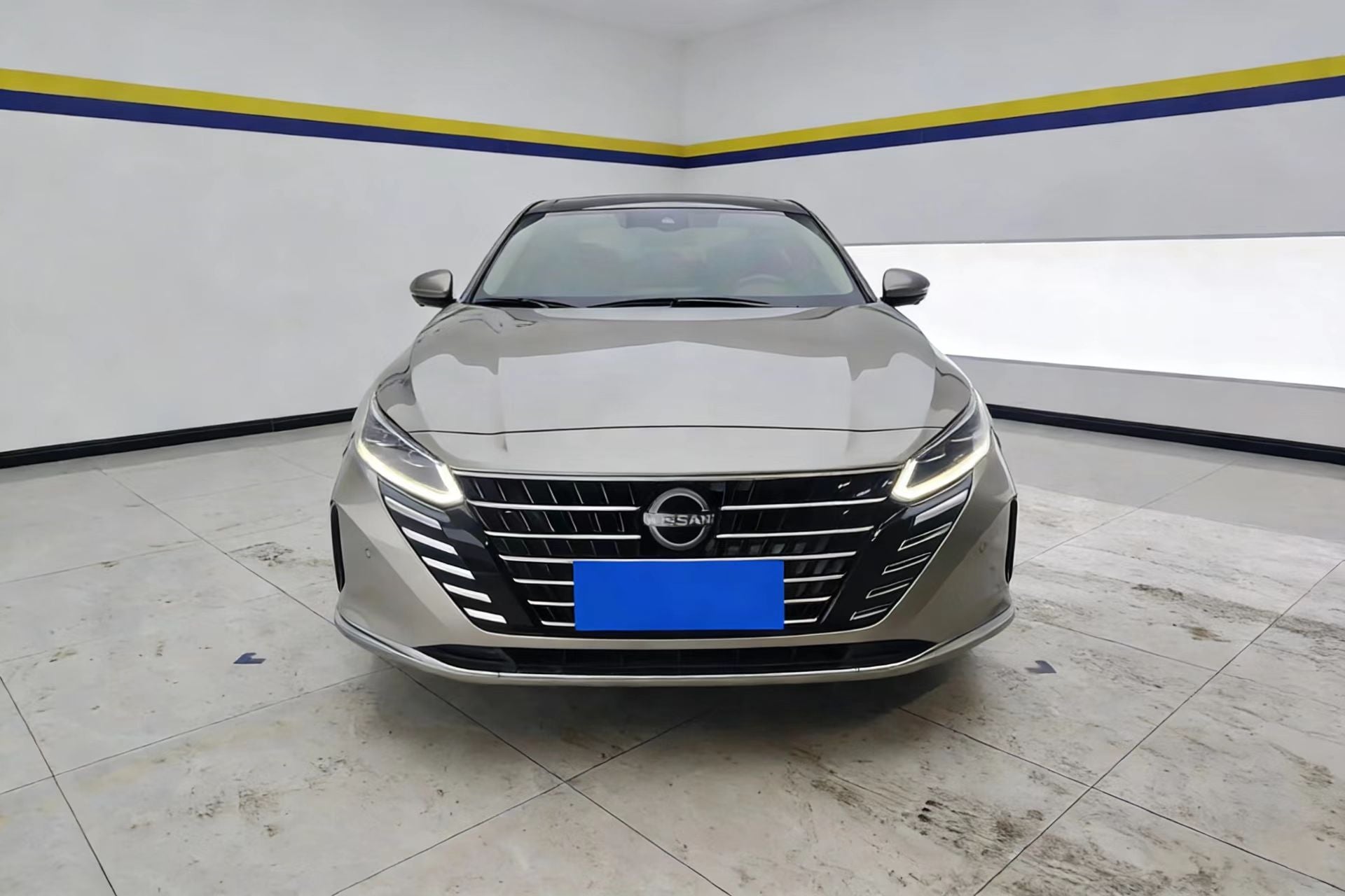 Dongfeng 2022 Nissan Altima 2.0L XL-TLS Enjoyment Vehicle 4-Door 5-Seat Sedan 197km/h High Speed Used Car Panoramic Sunroof Auto