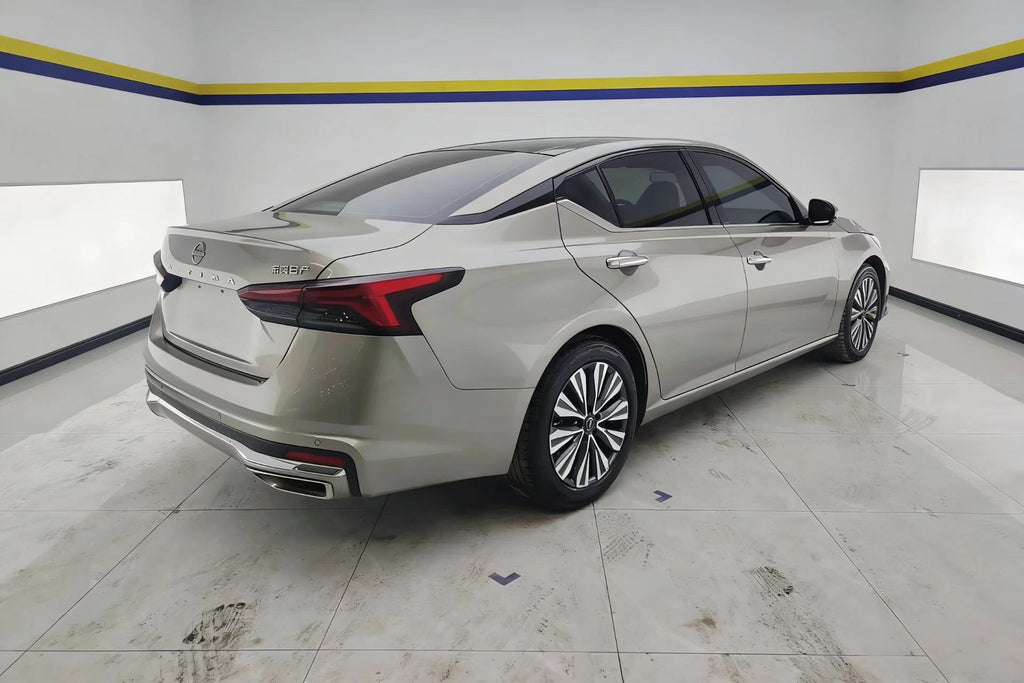 Dongfeng 2022 Nissan Altima 2.0L XL-TLS Enjoyment Vehicle 4-Door 5-Seat Sedan 197km/h High Speed Used Car Panoramic Sunroof Auto