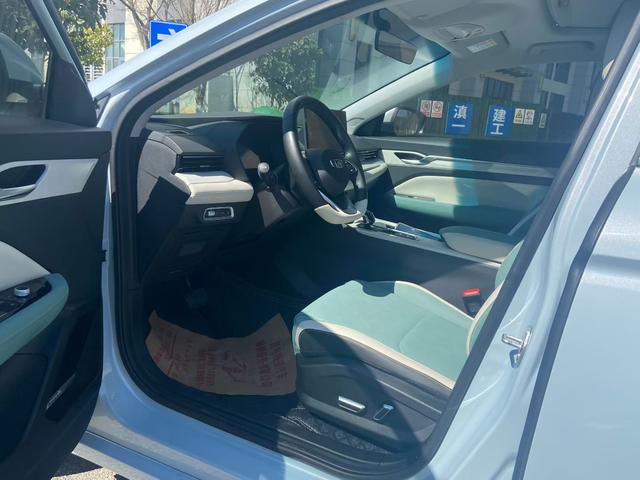 2022 Model Geely Emgrand X7 L HiP Travel Edition 100KM Electric Cars EV for Sale