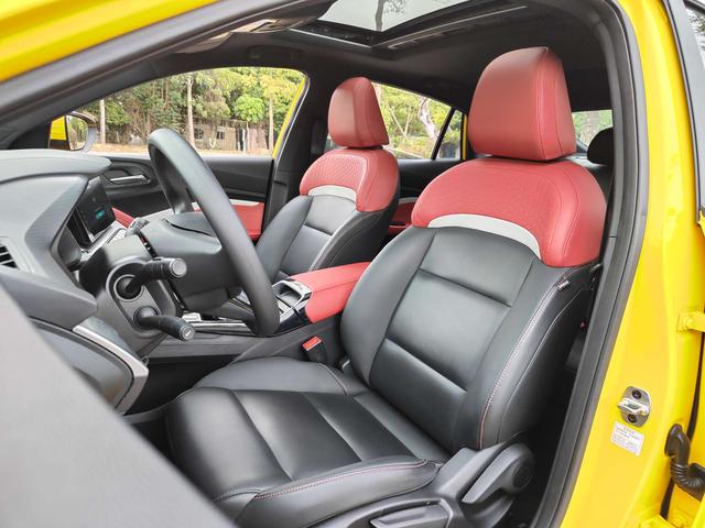 MG5 2022 180DVVT CVT Qingchun 4 Door 5 Seat Sedan Gasoline Compact Car