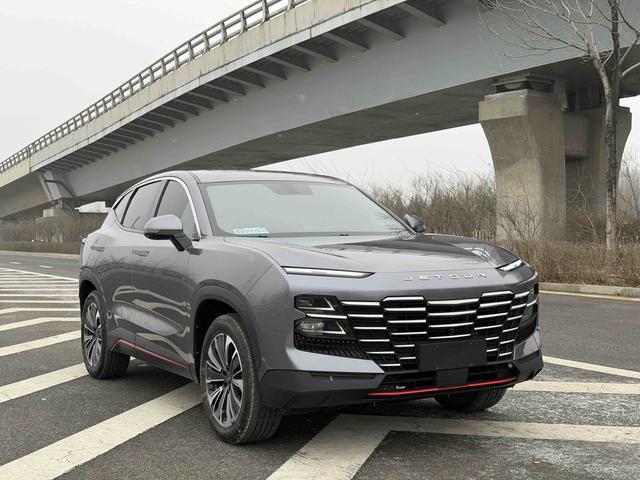 Jietu Great Sage 2025 New Car Over the Air Updates Smart Parking Assist Tech Forward SUV