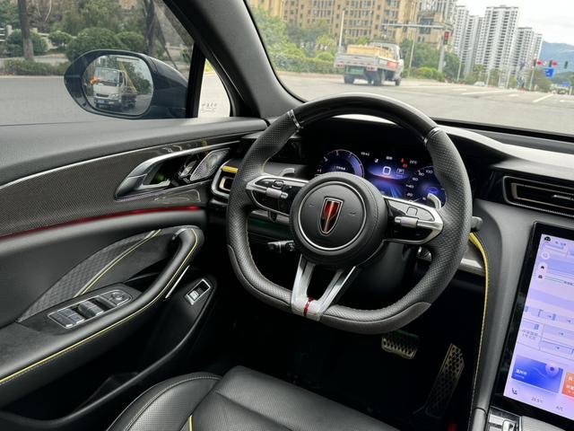 2025 Chinese Car Hongqi H6 2024 2.0T Aesthetically pleasing Vehicles High-end Luxury Gasoline Car 5 Door 5 Seat Hatchback for Sale