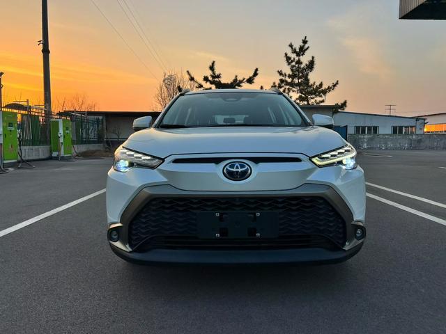 2024 for Frontlander Elite Version LHD SUV 2.0L CVT Automatic Leather Seats R17 Tires 6 Airbags Dark Interior