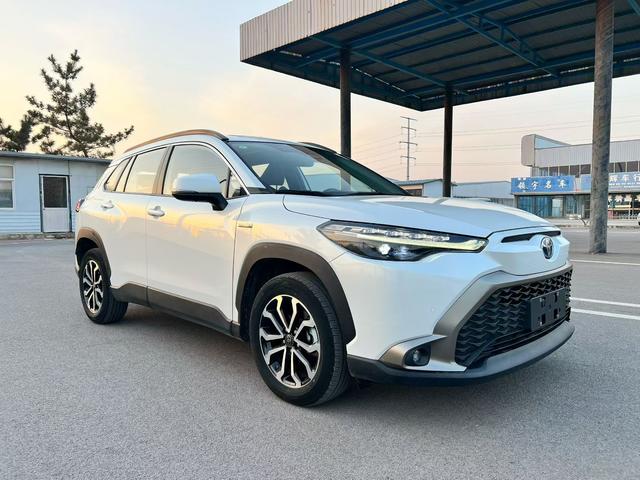 2024 for Frontlander Elite Version LHD SUV 2.0L CVT Automatic Leather Seats R17 Tires 6 Airbags Dark Interior