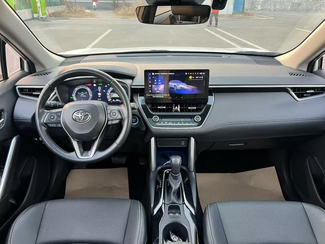 2024 for Frontlander Elite Version LHD SUV 2.0L CVT Automatic Leather Seats R17 Tires 6 Airbags Dark Interior