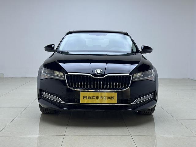 2025 Skoda Superb Used Cars TSI330 Sedan Home Automatic FWD Drive ACC Leather Seats R18 Tire Size Rear Camera Left China Supplier