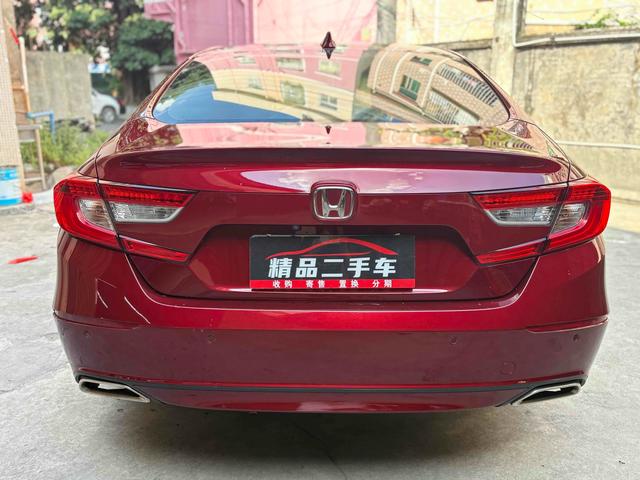 HONDAs Accord 2018 260 TURBO